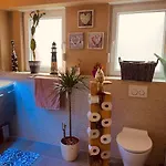 דירה Charming House With Terrace Casa Canaria באד פירמונט