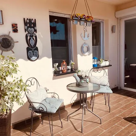 Charming House With Terrace Casa Canaria Lejlighed Bad Pyrmont